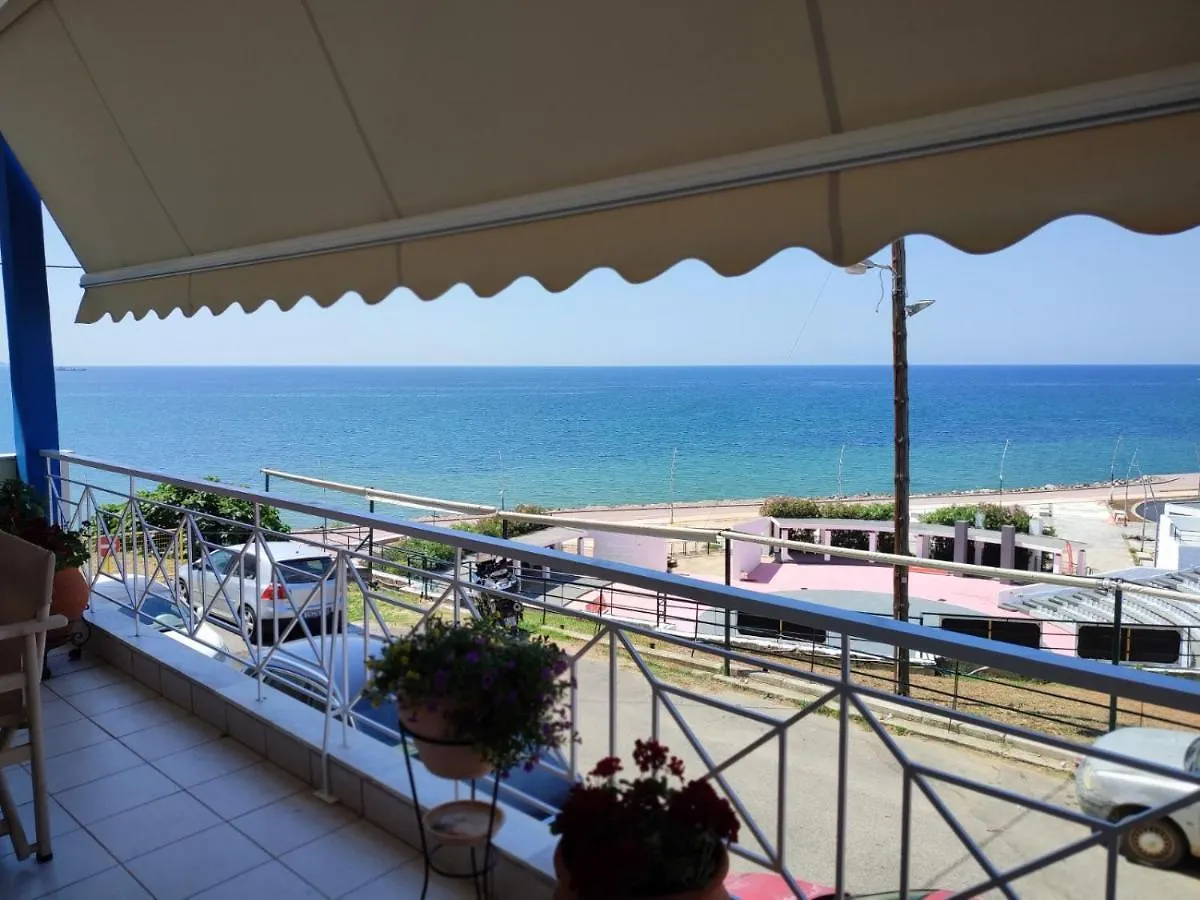 Blue Dolphins Apartment Nea Moudania