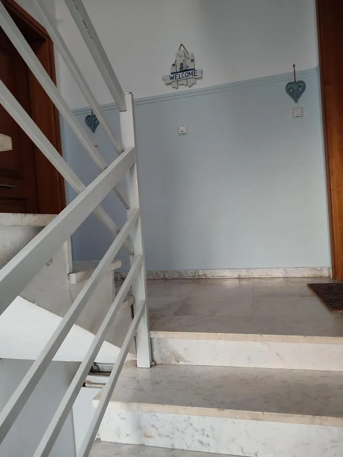 Blue Dolphins Apartment Nea Moudania Greece