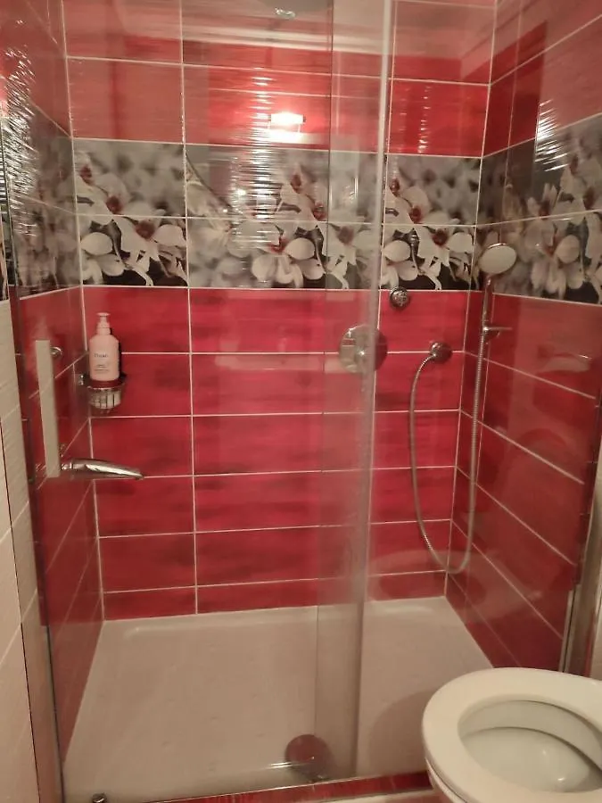 Blue Dolphins Apartment نيا موذانيا