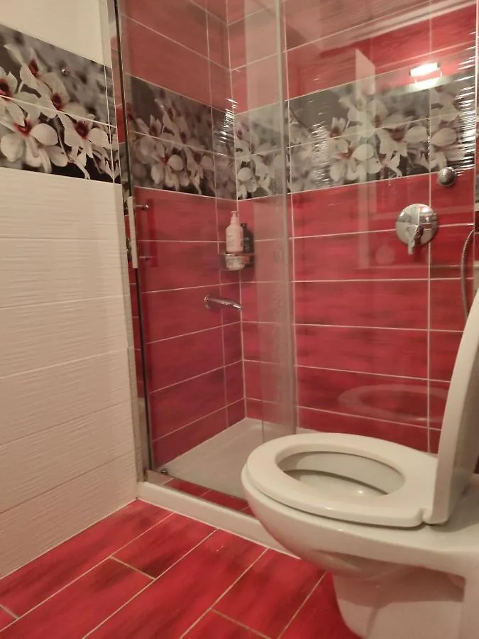 Blue Dolphins Apartment نيا موذانيا اليونان